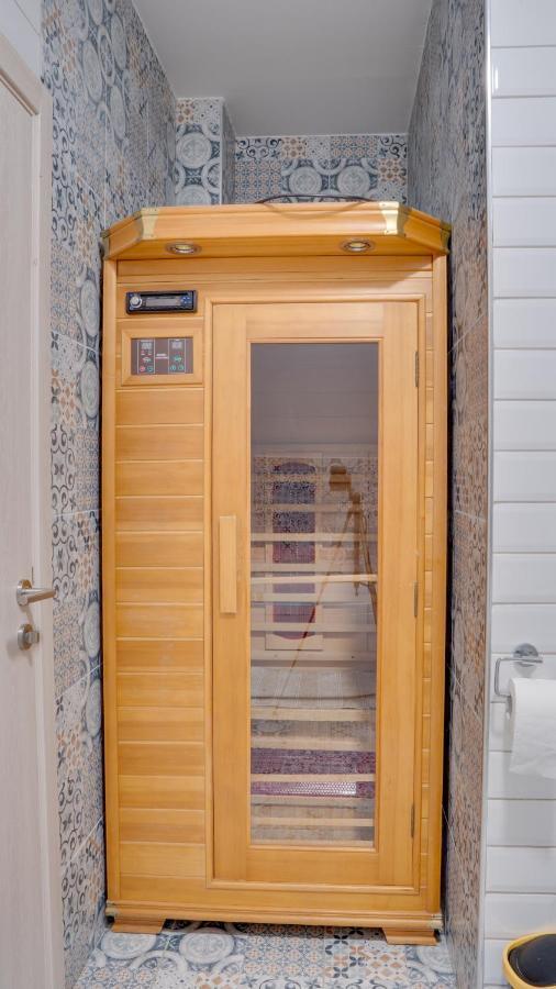 Spa Apartment Yang - Hot Tub, Sauna, Spa Novi Sad Luaran gambar