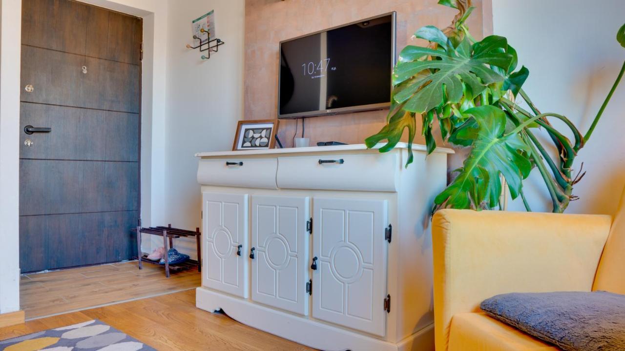 Spa Apartment Yang - Hot Tub, Sauna, Spa Novi Sad Luaran gambar