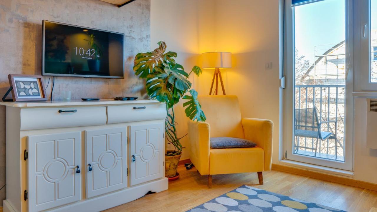 Spa Apartment Yang - Hot Tub, Sauna, Spa Novi Sad Luaran gambar