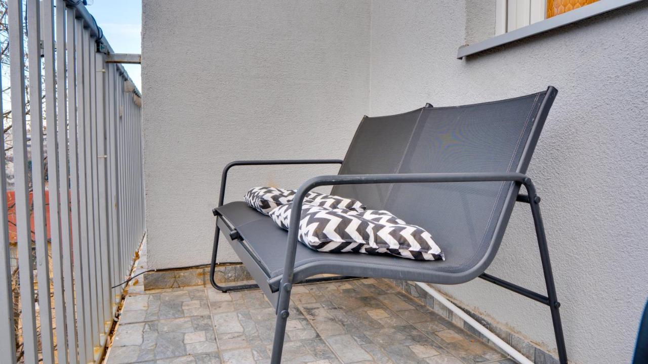 Spa Apartment Yang - Hot Tub, Sauna, Spa Novi Sad Luaran gambar