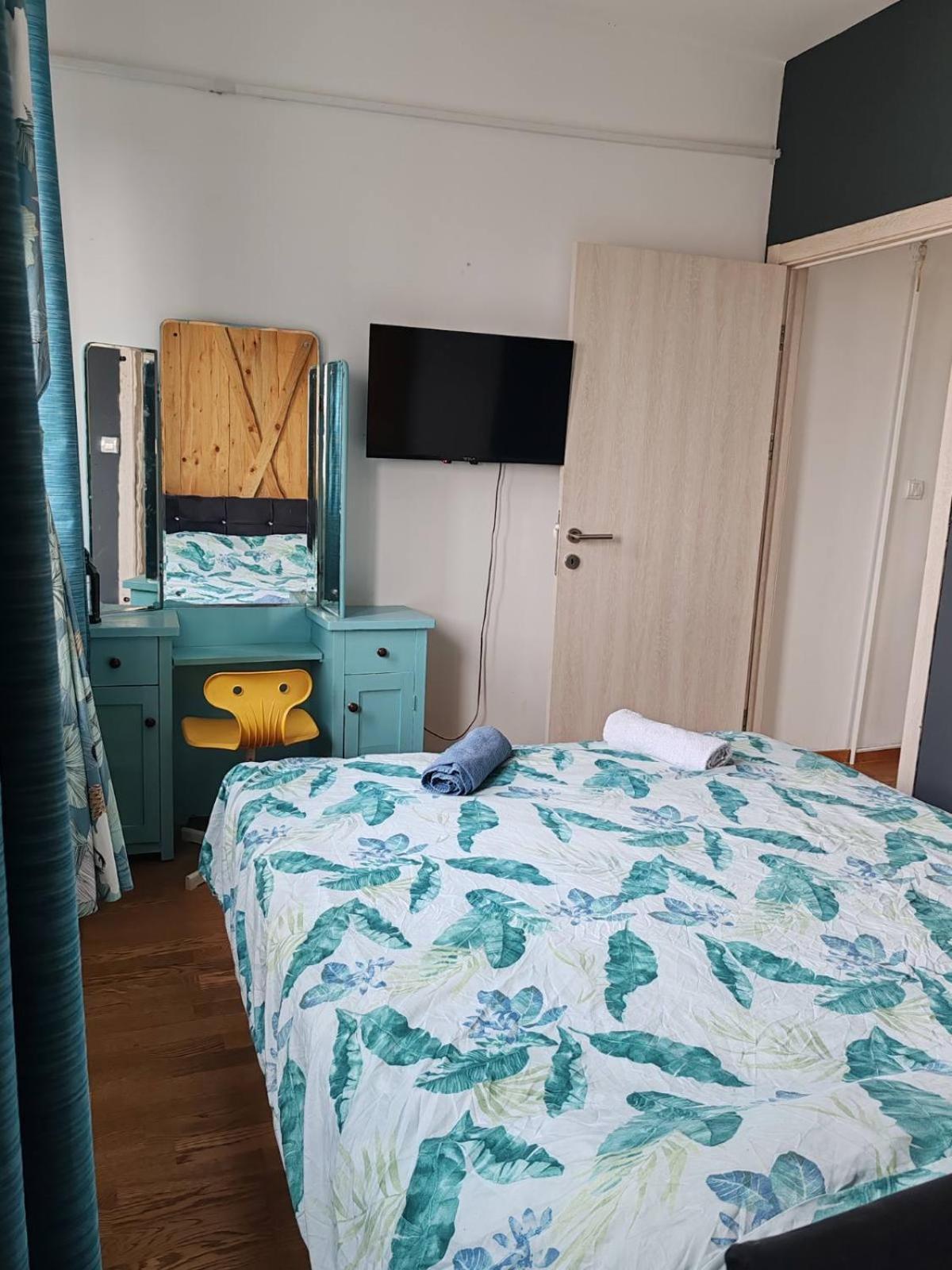 Spa Apartment Yang - Hot Tub, Sauna, Spa Novi Sad Luaran gambar