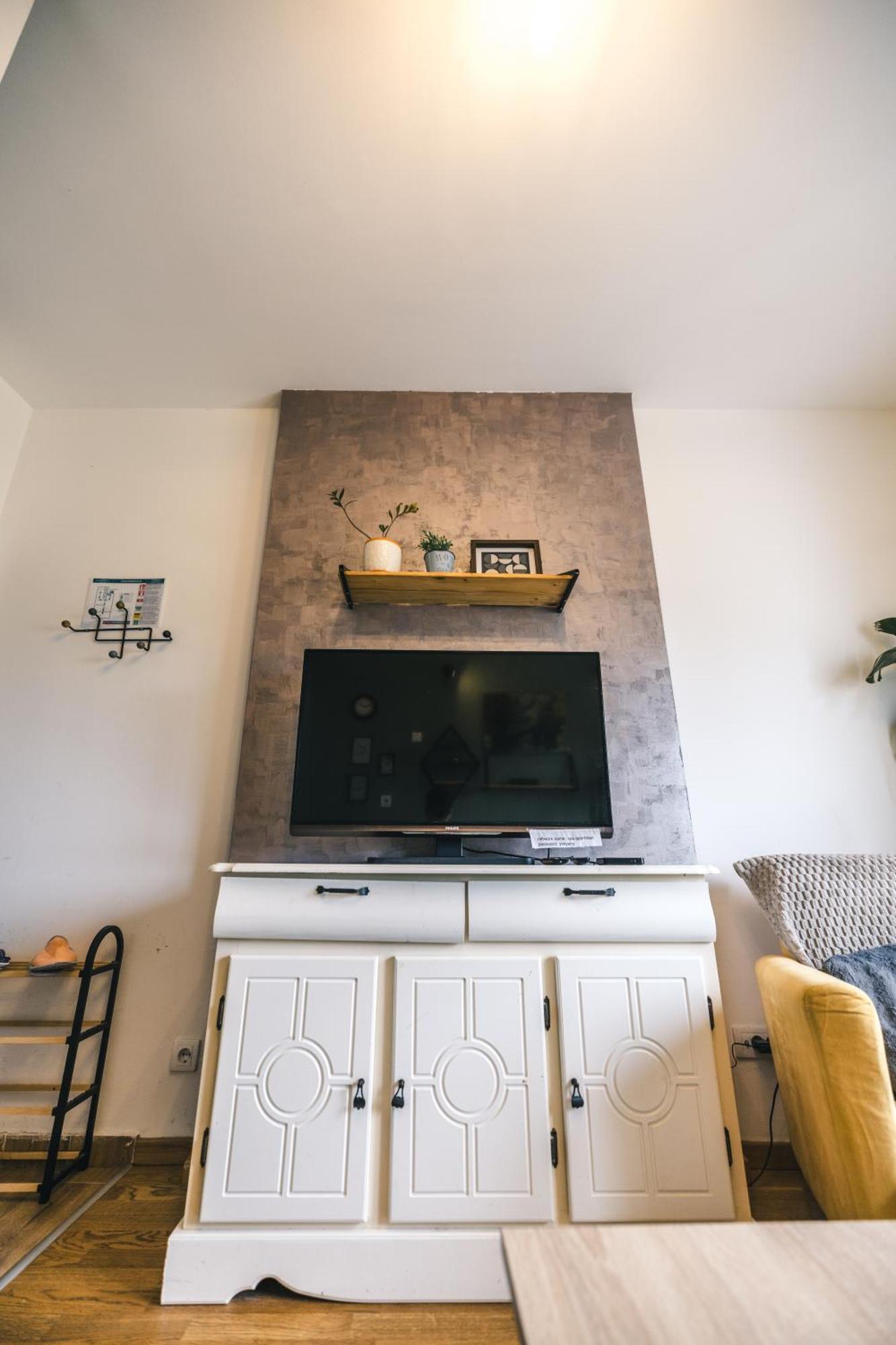 Spa Apartment Yang - Hot Tub, Sauna, Spa Novi Sad Luaran gambar